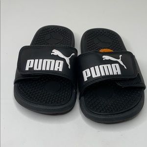 Pumas Kids Slides Size 11‎ black